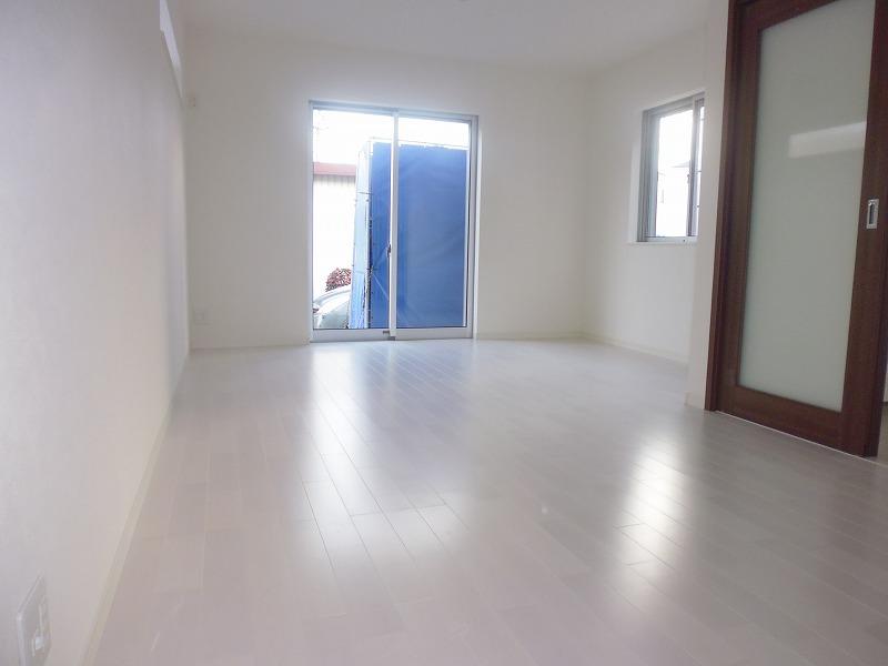 Living. Indoor (12 May 2013) Shooting