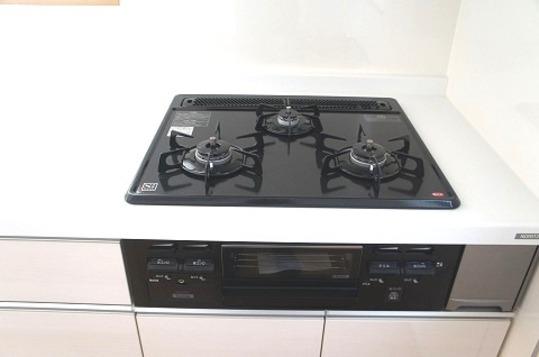 Kitchen. Gas stove