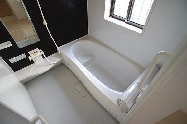 Bathroom. Building 3