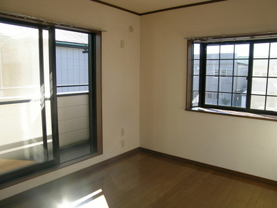 Living and room. ☆ Two windows, It is a bright room with two-sided lighting ☆