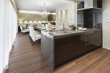 Face-to-face kitchen with cooking can be enjoyed in the bright sunlight from the south. Because of the all-electric, Adopted economic IH cooking heater in a safe and clean the system kitchen. Also it comes with also dishwasher to ease housework