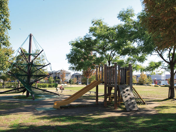 Surrounding environment. Sakurada Sports Park (about 340m ・ A 5-minute walk)