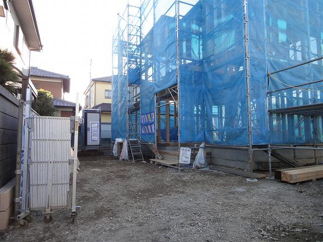 Local appearance photo. Local (11 May 2013) Shooting