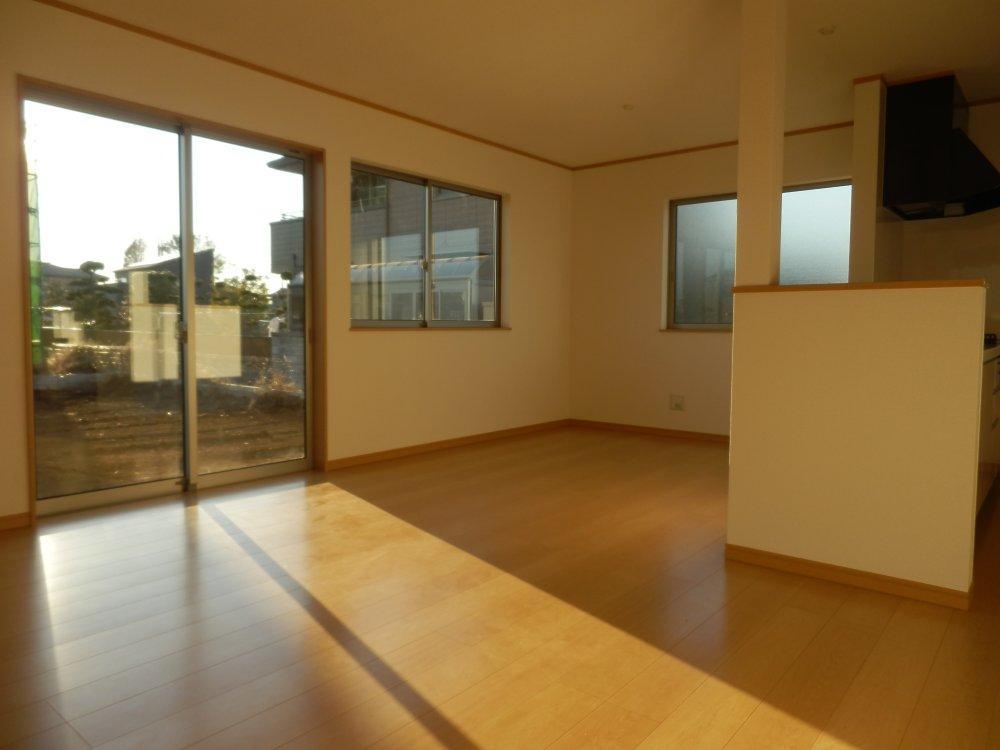 Living. Conversation of your family is lively, Open-minded LDK Indoor (12 May 2013) Shooting