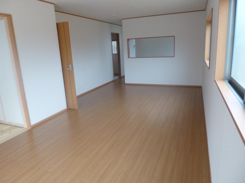 Same specifications photos (living). ( Building) same specification