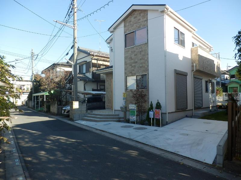 Local appearance photo