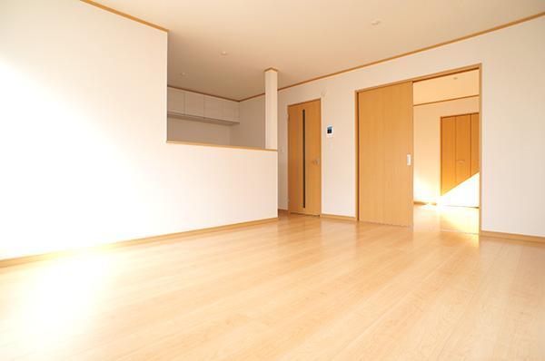 Living. Indoor (11 May 2013) Shooting B Building