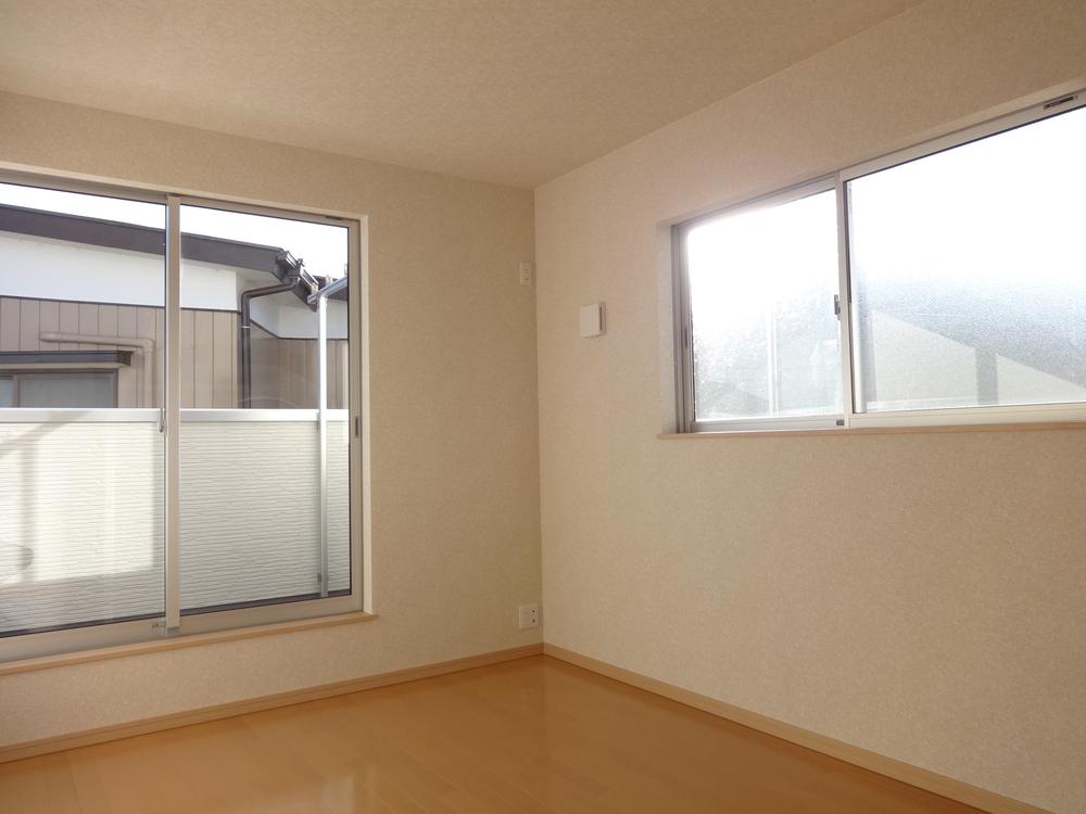 Non-living room. local November 20