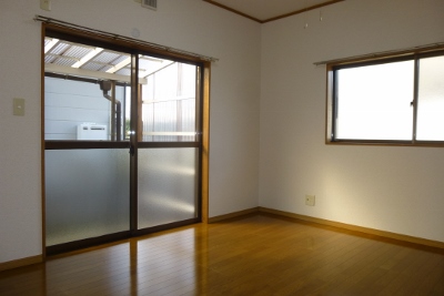 Other room space. Western-style 6 Pledge