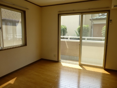 Other room space. Western-style 6 Pledge