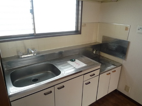 Kitchen. Bright kitchen!