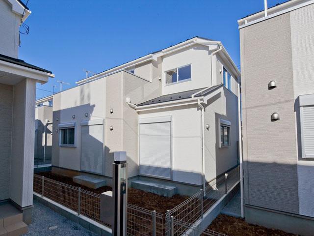 Local appearance photo.  ■ Building 3 _1680 ten thousand! 