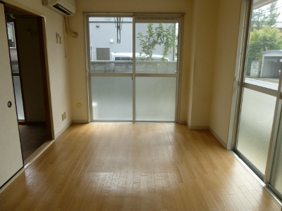 Other room space. Western-style 6 Pledge