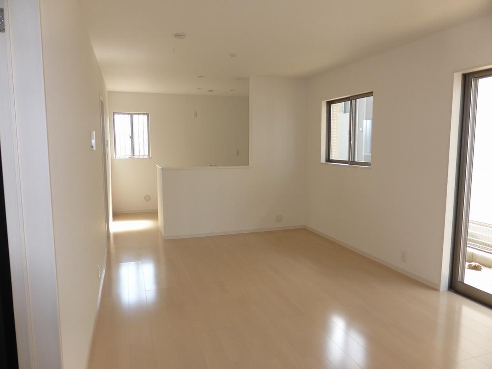 Same specifications photos (living). Example of construction. LDK15 Pledge