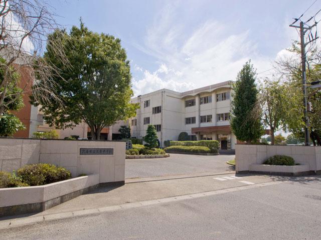 Junior high school. Kuki City Futoshihigashi until junior high school 1900m