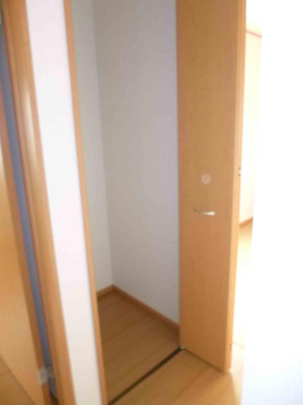 Receipt. Example of construction