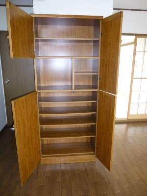 Receipt. Footwear purse ・ Storage space