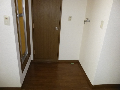 Other room space. Laundry Area