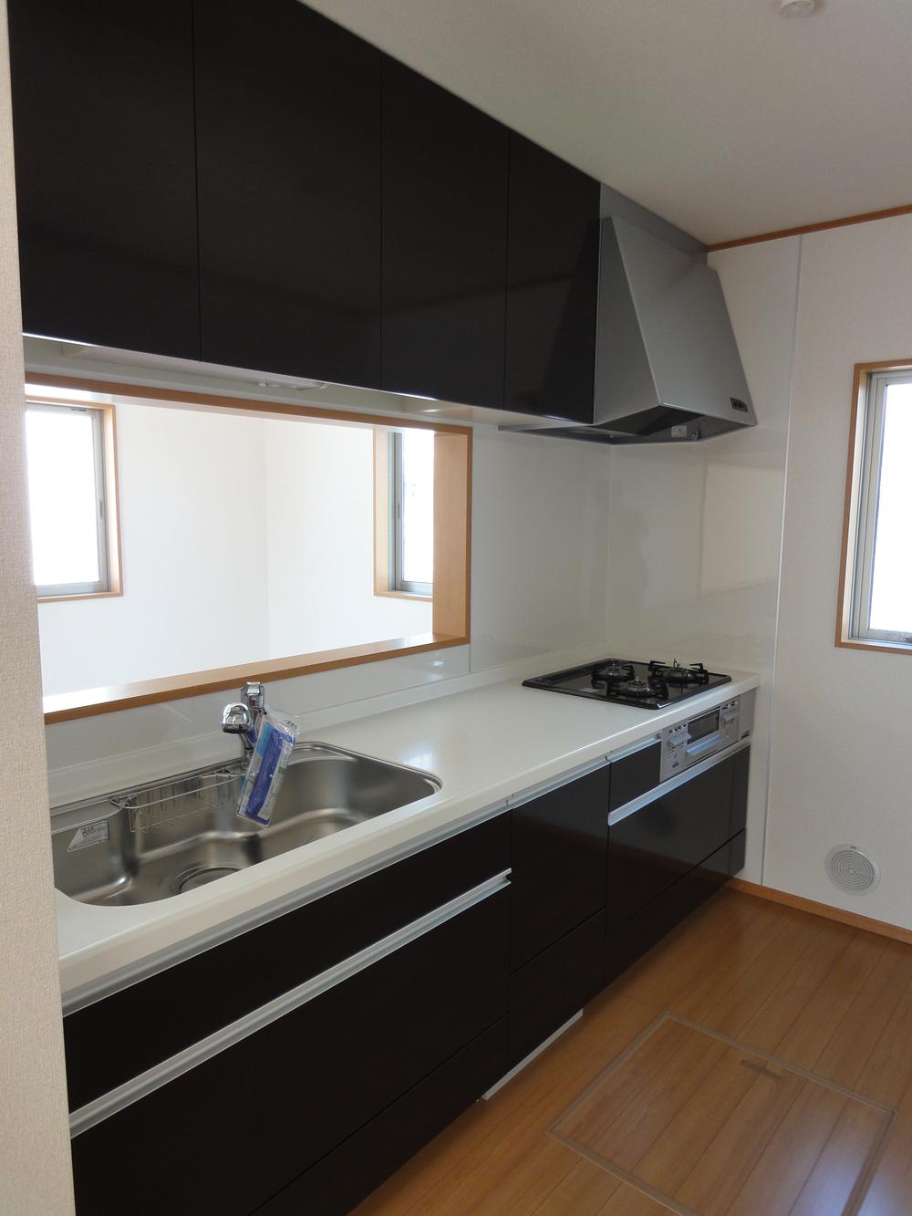 Kitchen. Local (July 2013) Shooting