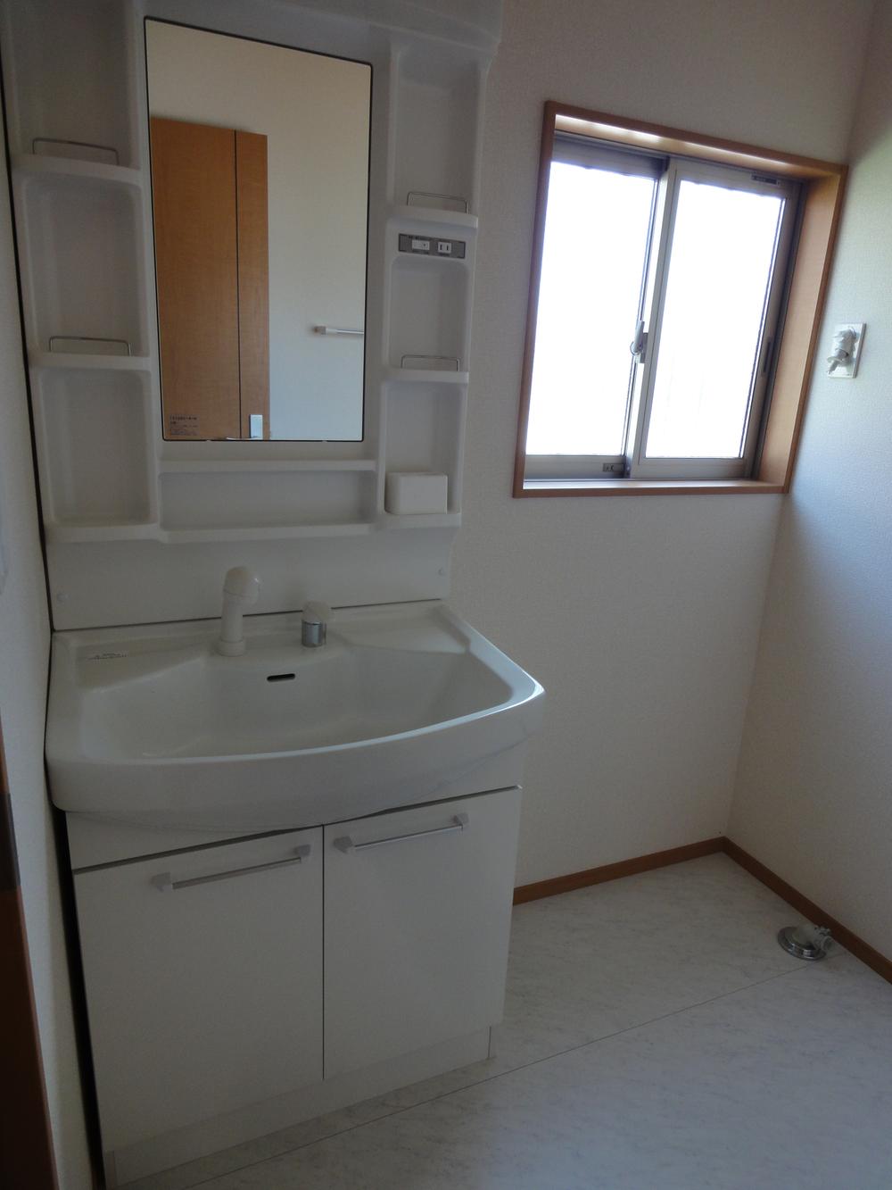 Wash basin, toilet. Indoor (July 2013) Shooting