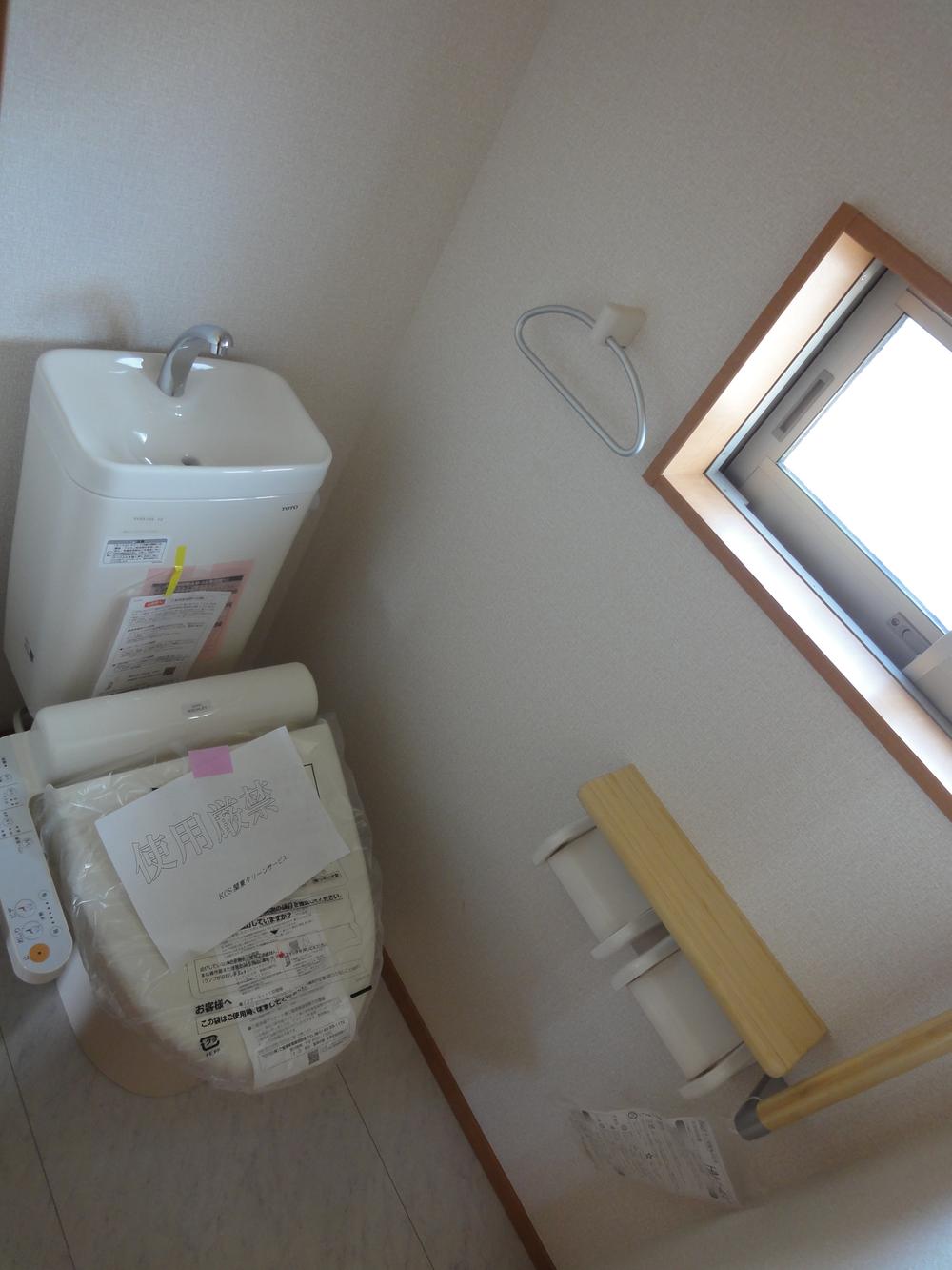 Toilet. Indoor (July 2013) Shooting