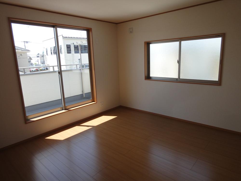 Non-living room. Indoor (July 2013) Shooting