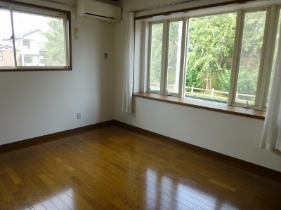 Other room space. Western-style 6 Pledge