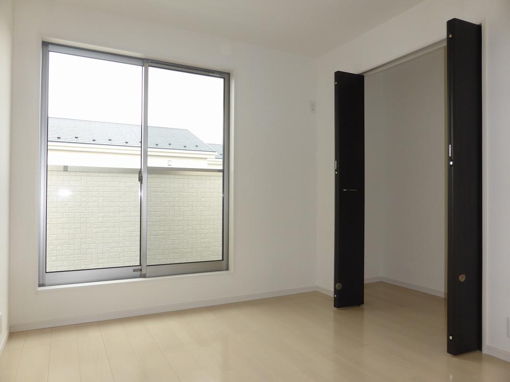 Other introspection. Example of construction. There is all the living room storage! 