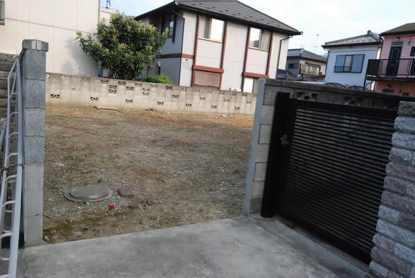 Local photos, including front road. local