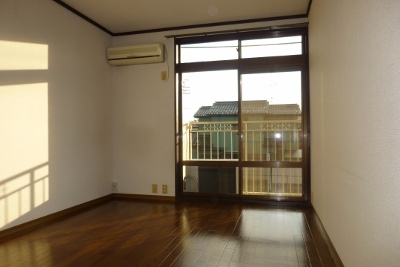 Other room space. Western-style 6 Pledge