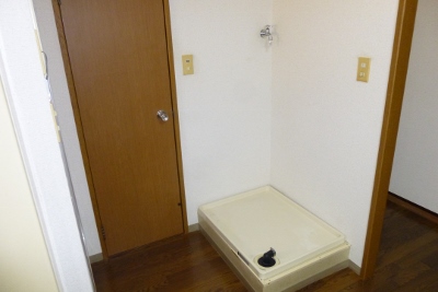 Other room space. Laundry Area