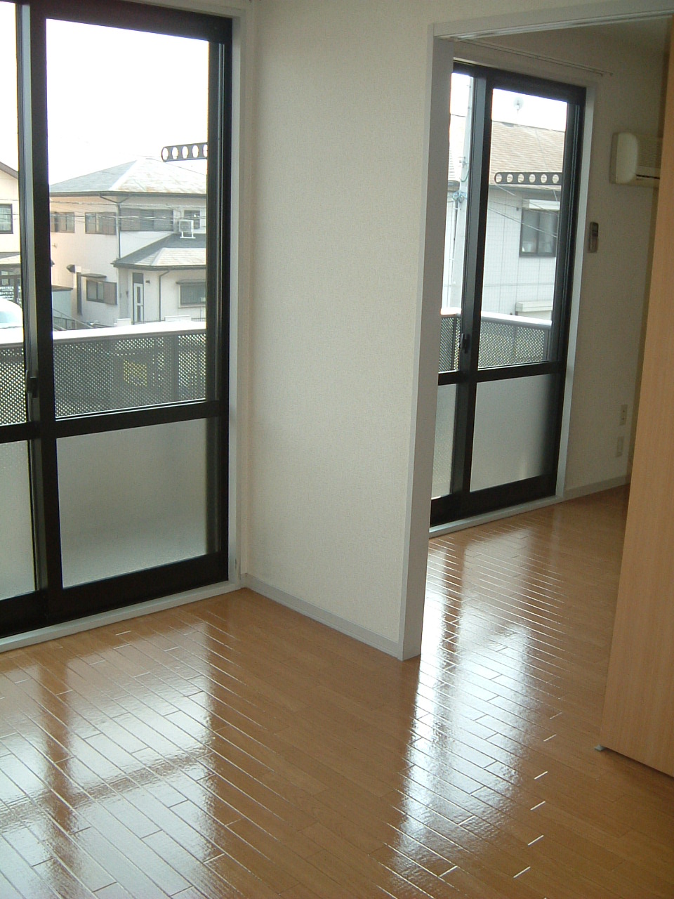 Living and room. Photo per, prior to leaving is an image