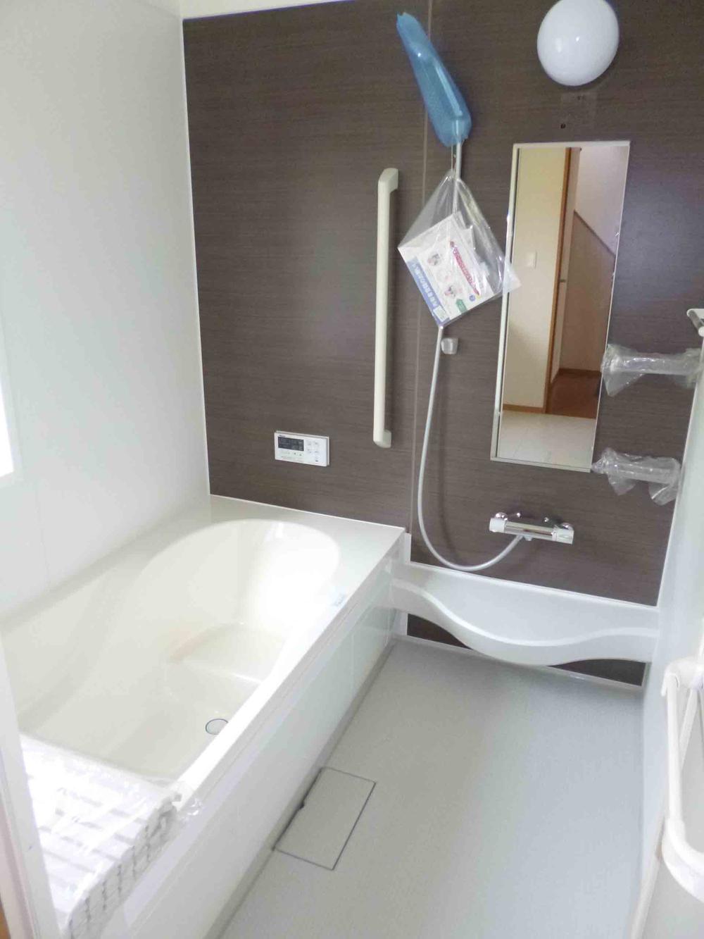 Bathroom. 2013.6.24 shooting. 