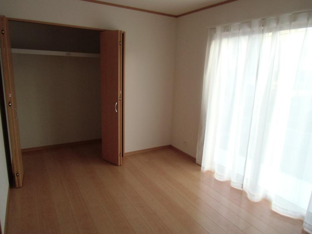 Non-living room. Example of construction