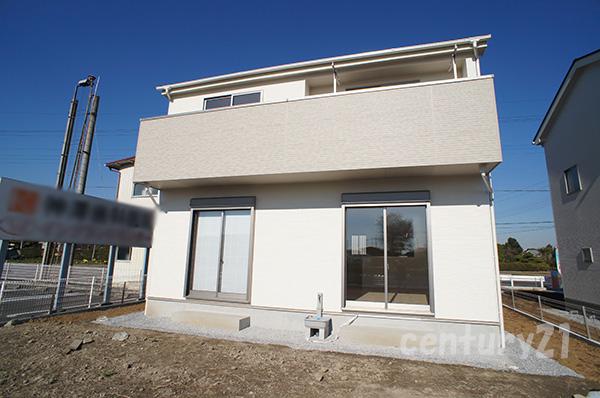 Local appearance photo. Parallel two available parking room of car space site (November 2013) Shooting 1 Building