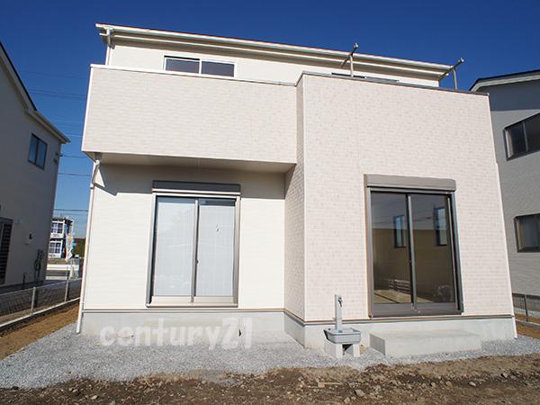 Local appearance photo. Local (11 May 2013) Shooting Building 3