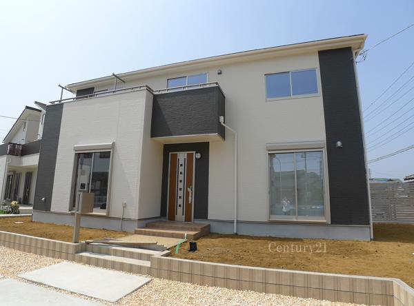 Local appearance photo. Nurture memories of your family, Use a variety of spacious grounds site (May 2013) Shooting 1 Building