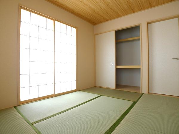 Non-living room. Room (May 2013) Shooting 1 Building