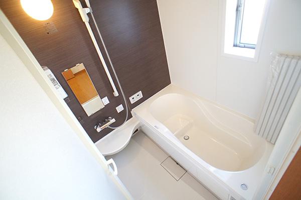 Bathroom. Indoor (11 May 2013) Shooting