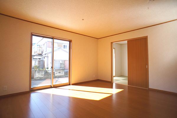 Living. Indoor (11 May 2013) Shooting