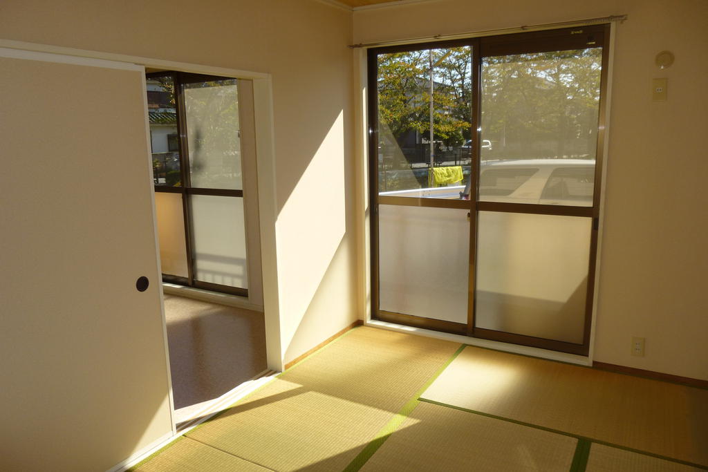 Other room space. Japanese-style room 6 quires