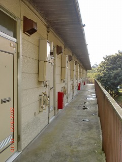 Other common areas. Bright and safe shared passage.