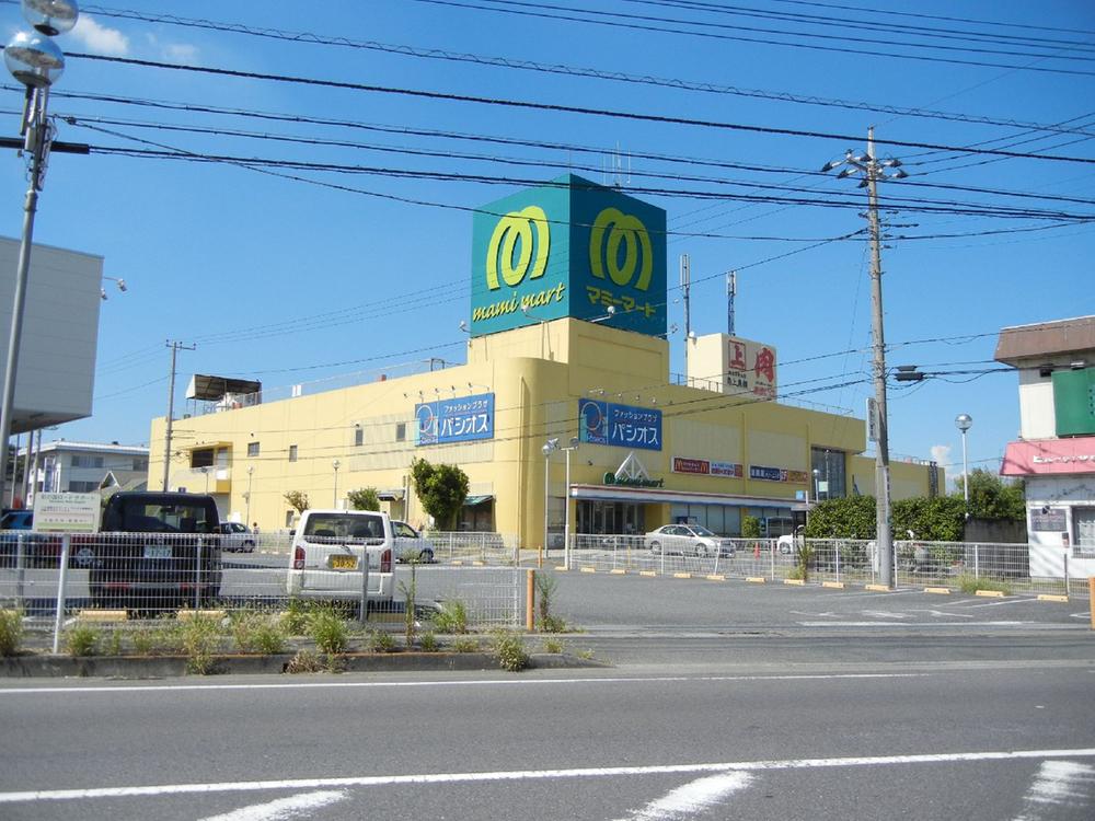 Shopping centre. Kagohara to Fashion Mall 280m