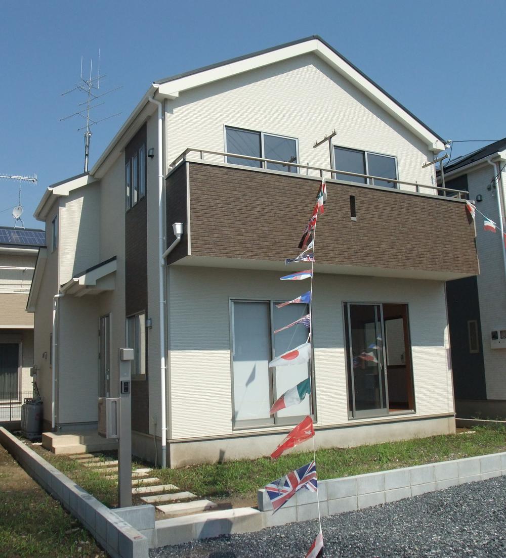 Local appearance photo. Local (September 2013) Shooting