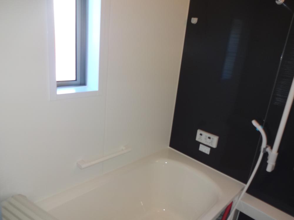 Bathroom. Indoor (11 May 2013) Shooting