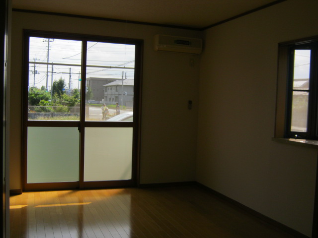 Living and room