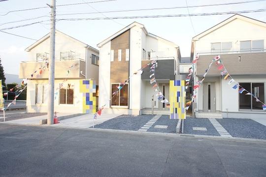 Local appearance photo. Building appearance