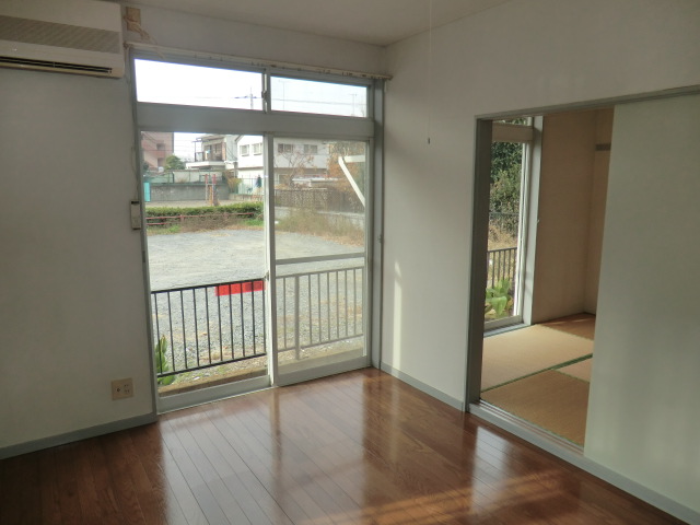 Living and room