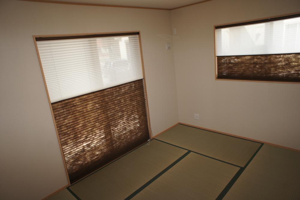 Other introspection. Japanese style room