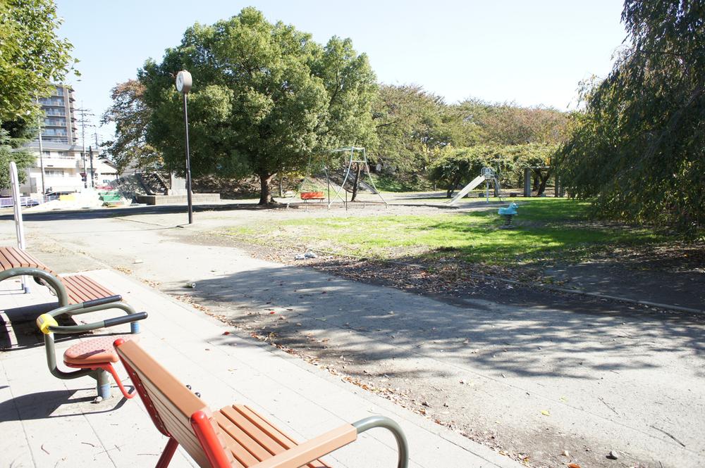 park. 409m until Mampei park